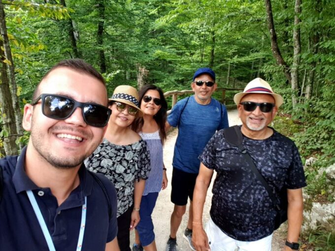 Split: Plitvice Lakes Guided Day Tour With Entry Tickets - Explore Stunning Plitvice Lakes