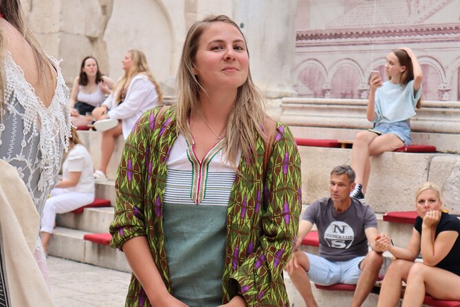 Split Private Tour With Professional Photos - Accessibility and Participation