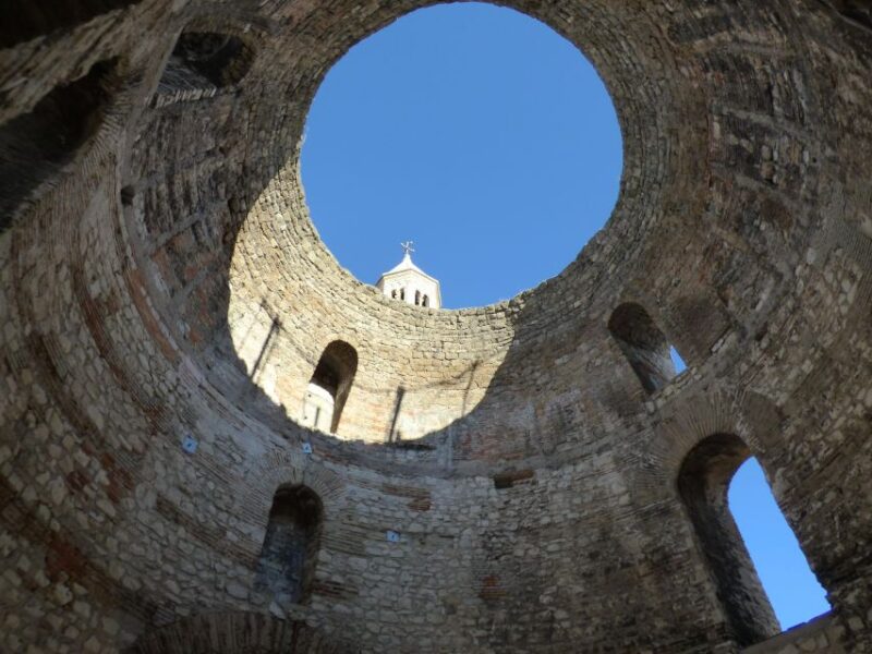 Split: Private Walking Tour in the Historical Town Center - Main Square: Peristil