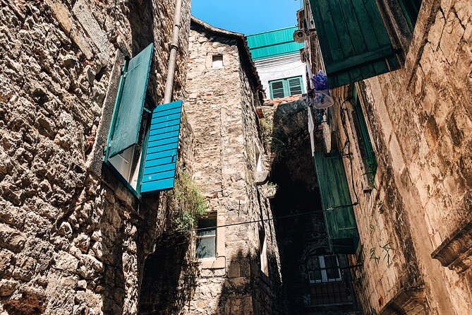 Split Quest Experience: Discover the City - Discovering the City