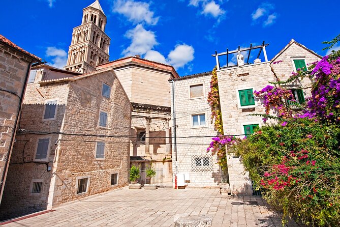 Split Scavenger Hunt and Highlights Self-Guided Tour - Tour Overview and Price