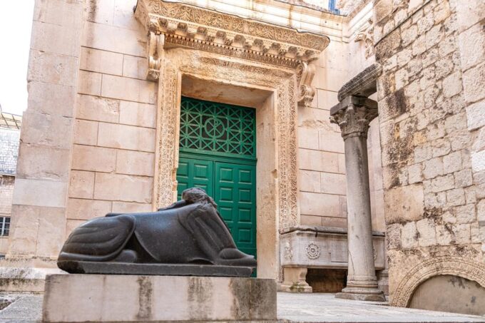 Split: Small Group Walking Tour With an Art Historian - Starting Location
