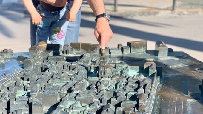 Split: Small Group Walking Tour With an Art Historian - Finish Location