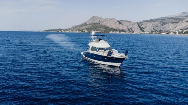 Split to Dalmatian Islands: Private Luxury Yacht Tour - Onboard Experience