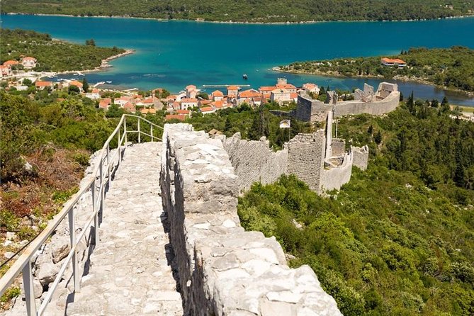 Split to Dubrovnik Private Transfer via Ston and Picture Stops (And Vice Versa) - Travel in a Private Vehicle