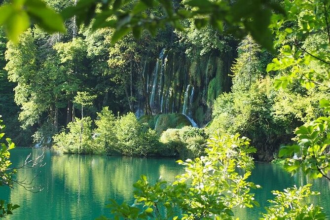 Split to Zagreb or Airport Zagreb via Plitvice Lakes for Singles or Couples - Quick Points