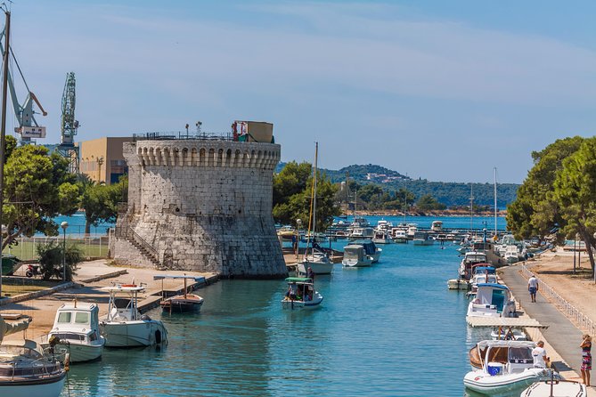 Split, Trogir and Klis Private Tour From Dubrovnik - Explore Trogirs UNESCO Heritage