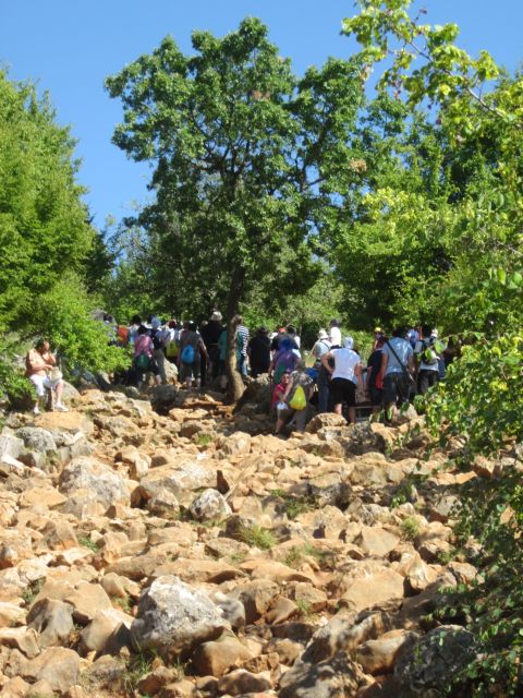 Split/Trogir: Mostar and Medjugorje Tour With Wine Tasting - Customer Ratings