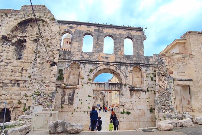 Split Walking Tour - Rome Away From Rome - Meeting and End Points