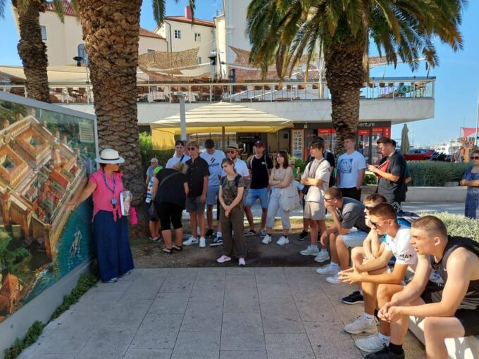 Split: Walking Tour + Virtual Reality Museum Experience - Starting Location and Meeting Point