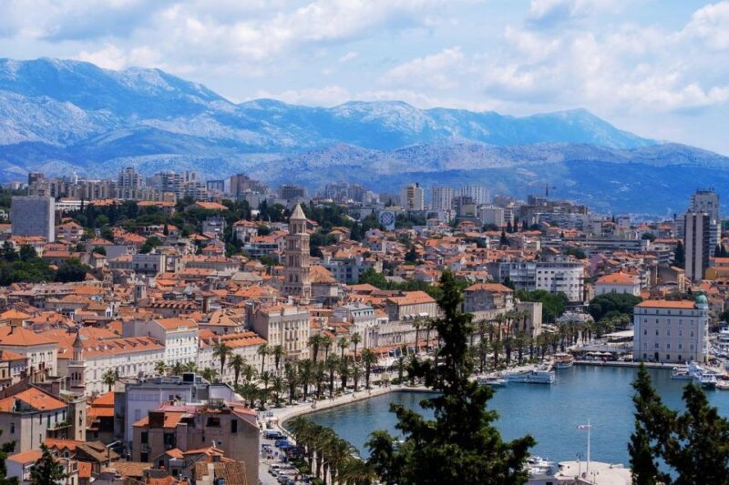 Split: Walking Tour With Audio Guide on App - App and Navigation Details