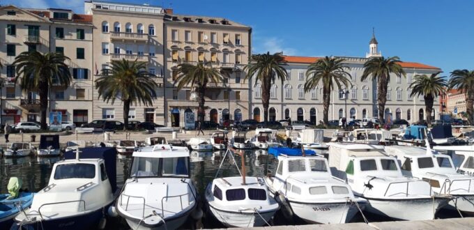 SPLIT:PRIVATE Emperors Walking Tour for History Lovers - Booking and Payment Options
