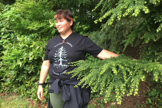 Spoken Treasures: Stanley Park Indigenous Walking Tour - Significance of Totem Poles