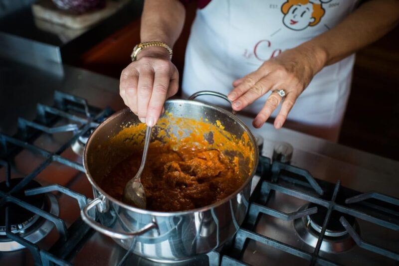 Spoleto: Market Tour and Meal at a Locals Home - Meal and Beverages