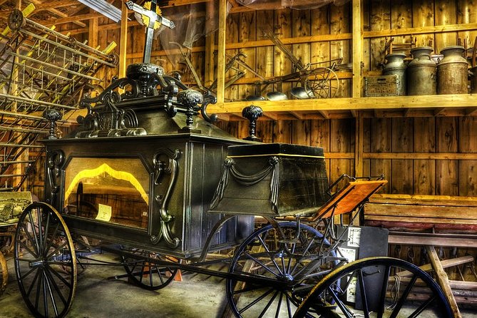 Spooky Strand Ghost Tour - Pier and Railroad Museum Stops