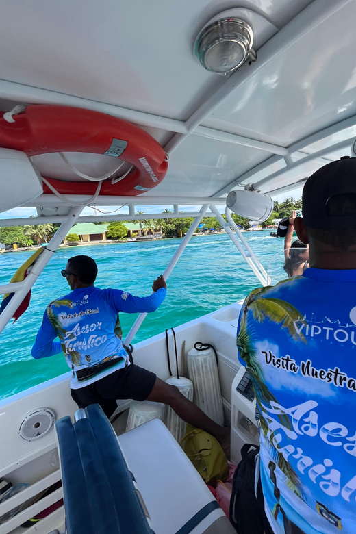 Sport Boat: Rosario Island, Private Island, Cholon & Baru - Key Points