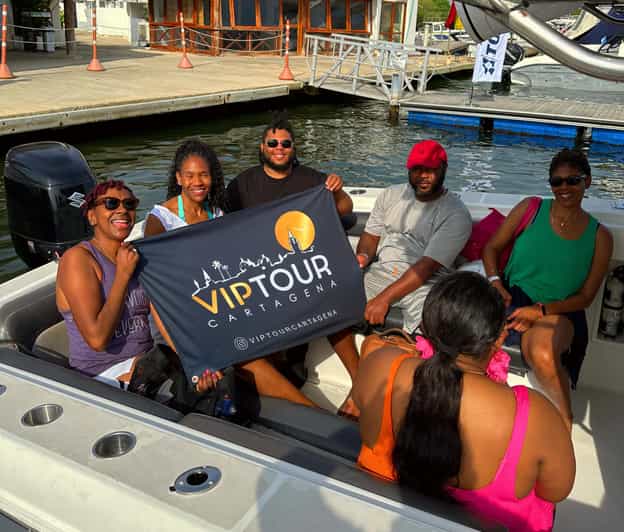 Sport Boat: Rosario Island, Private Island, Cholon & Baru - Itinerary Highlights