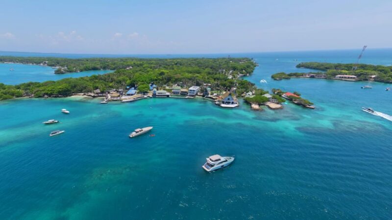 Sport Boat: Rosario Island, Private Island, Cholon & Baru - Booking and Coordination