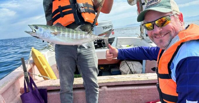 Sport Fishing by Boat & Chilean Empanadas From Valpara - Lunch: Chilean Empanadas
