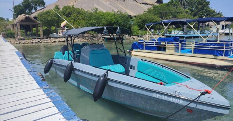 Sports Boats in Cartagena De Indias - Safety and Equipment