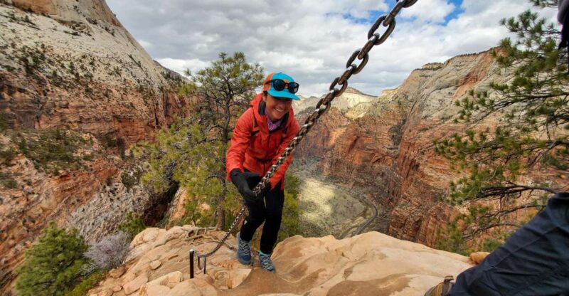Springdale: Angels Landing Summit Guided Hike With Permit - Meeting Point and Transportation