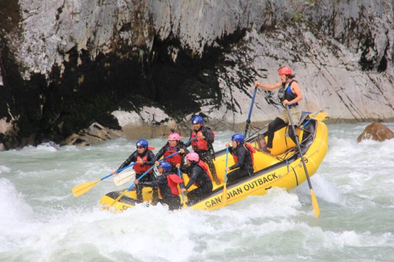 Squamish: Wet and Wild Elaho Exhilarator Rafting Experience - Expert Guide-led Instruction and Challenges