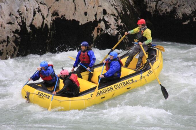 Squamish: Wet and Wild Elaho Exhilarator Rafting Experience - Positive Customer Reviews and Ratings