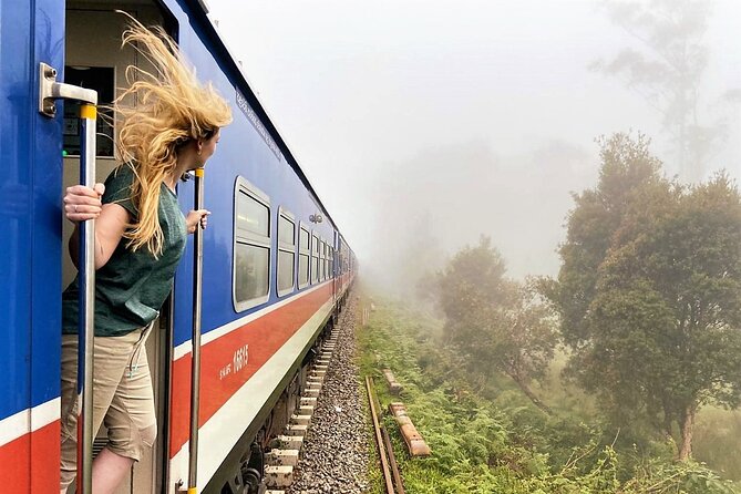 Sri Lanka 11 Nights -12 Days Luxury Guided Tour by Mini-Coach - Booking and Confirmation
