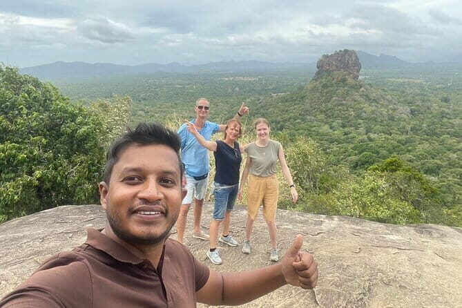 Sri Lanka 4 Day Private Tour - Authentic Experiences and Traveler Feedback