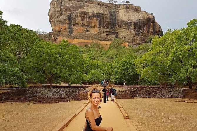Sri Lanka Budget Tour Package 8 Days With Driver,Vehicle and H/B Accommodations. - Included Amenities