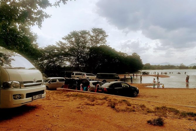 Sri Lanka Car Rental With Driver per Day | Car Van or Minibus Rental With Driver - Key Points