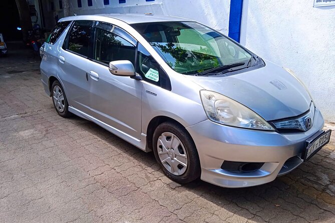 Sri Lanka Car Rental With Driver per Day | Car Van or Minibus Rental With Driver - Pickup and Drop-off Options