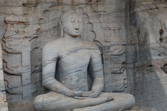 Sri-Lanka Cultural Tour 3 Days - Safari Experience