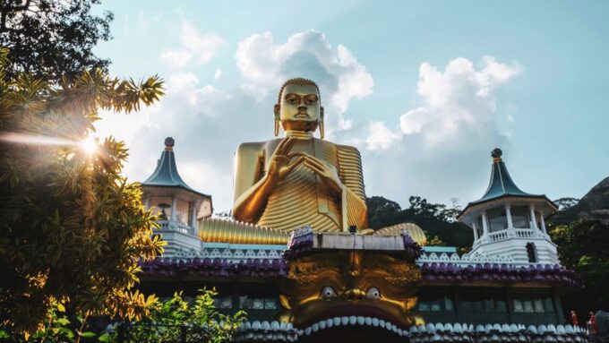 Sri Lanka Cultural Triangle in 2 Days With Minneriya Safari - Kandy Sites
