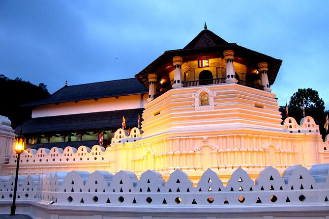 Sri Lanka Customized Tour Packages With English Speaking Driver - Customized Tour Packages