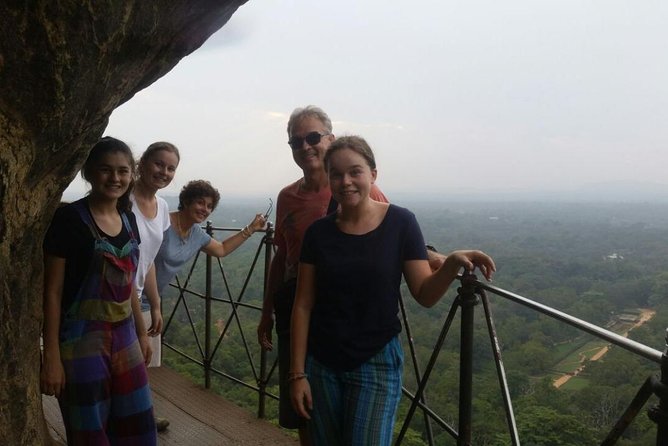 Sri Lanka Highlights in 6 Days - Day 4: Tea, Waterfalls, and Train Ride