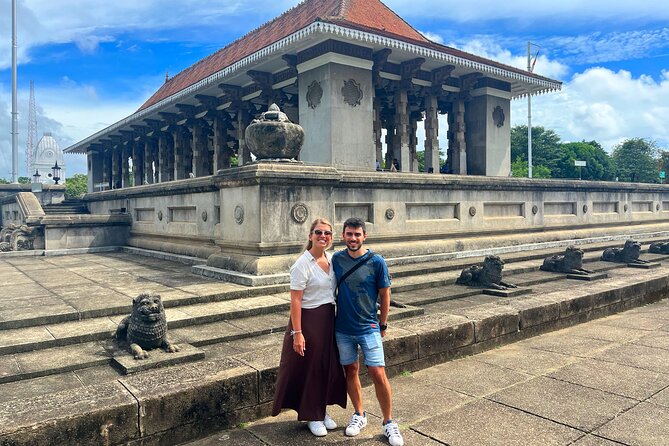 Sri Lanka Holidays in 05 Nights 06 Days - Pickup and Meeting