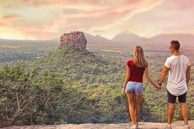 Sri Lanka Honeymoon Tour Package (12 Days , 11 Nights) Oll Including - Dining Experience