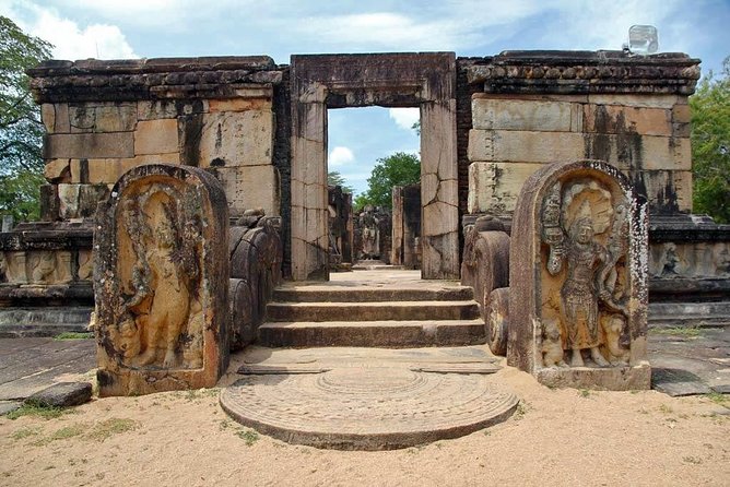 Sri Lanka Multi Day Car Hire With English Speaking Driver-Guide - Booking Confirmation and Cancellation Policy