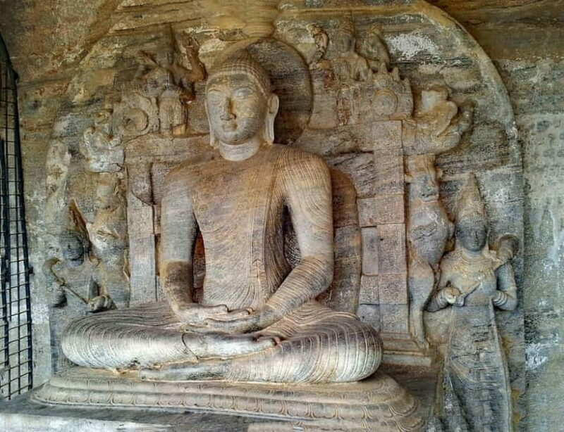 Sri Lanka Private 10-Day Round Tour Car, Guide, Hotels, Food - Key Points