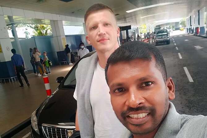 Sri Lanka Taxi Service From Colombo Airport (Cmb) - Pickup and Confirmation Process