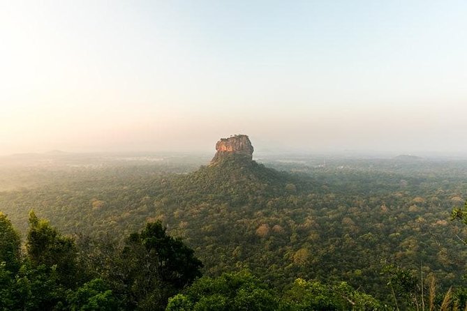 Sri Lanka Tour Packages With English Speaking Driver Guide and Car - Itinerary Highlights