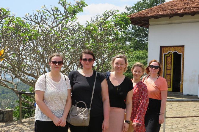 Sri Lanka Tours Package in 9 Days (Amazing Sri Lanka) - Inclusions
