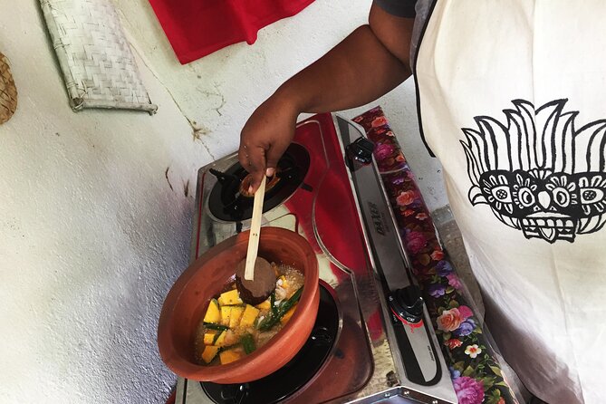 Sri Lankan Cookery With Nilu With Free Pick up & Drop From Kandy - Unique Cooking Techniques Learned