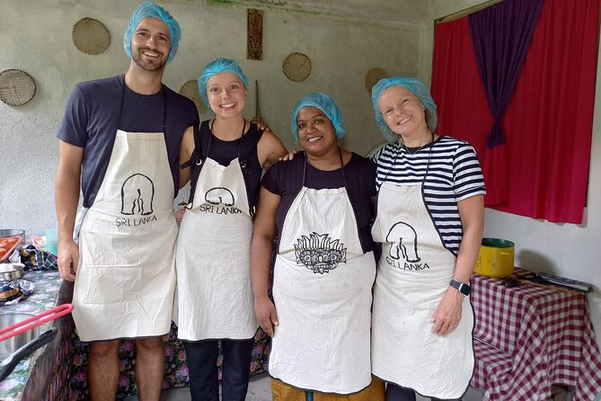 Sri Lankan Cookery With Nilu With Free Pick up & Drop From Kandy - Handling Local Spices and Ingredients