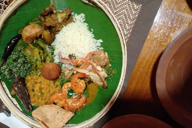 Sri Lankan Home Cooked Food Experience in Negombo - Savory Main Dish Offerings