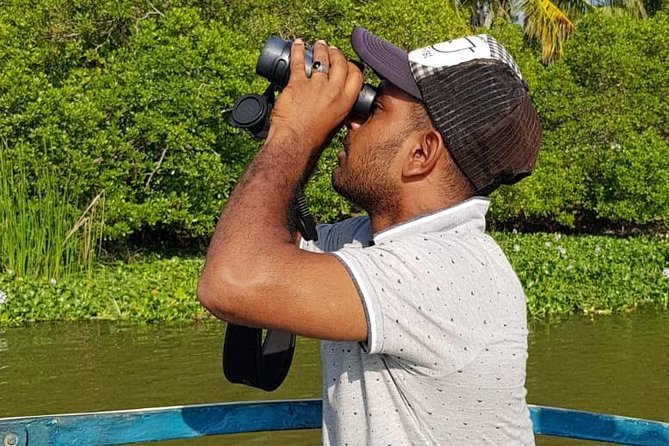 Sri Lankan Tourist Driver With Great Local )Knowledge All Over the Country! - Private and Customizable Sightseeing
