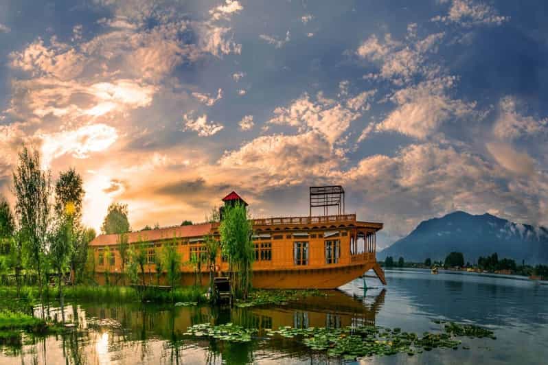 Srinagar: 3-Day Houseboat Tour With Mughal Gardens Visit - Itinerary Highlights