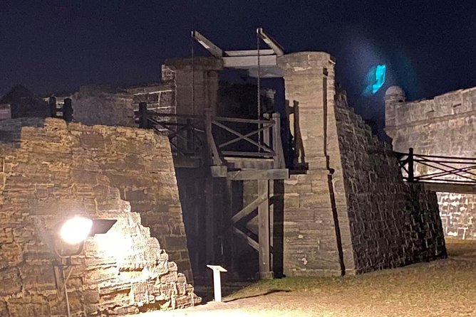St. Augustine Ghost Tour: A Ghostly Encounter - Ghost Hunting Tools Available