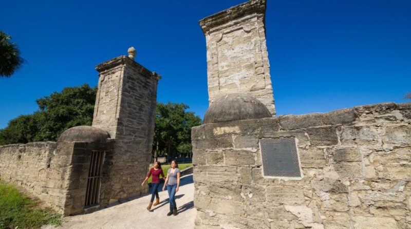 St. Augustine: Hop-On Hop-Off Trolley Tour With Museum Entry - Tour Features